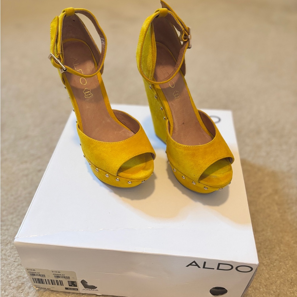 Jonaha Yellow Suede Studded Platform Wedge Heels